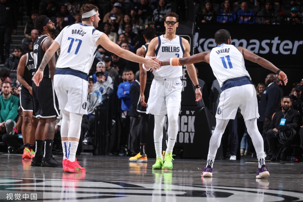 让亚裔群体 让亚裔群体